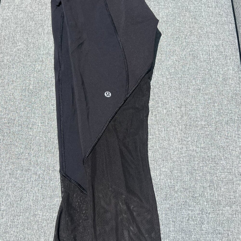 Lululemon size 6 leggings